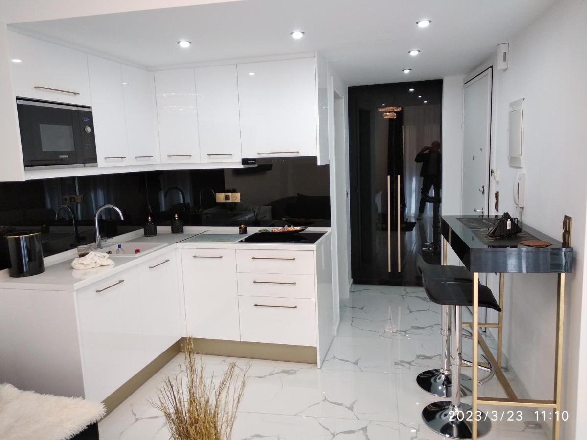 Despina'S Palace Apt Downtown Heraklion  Bagian luar foto
