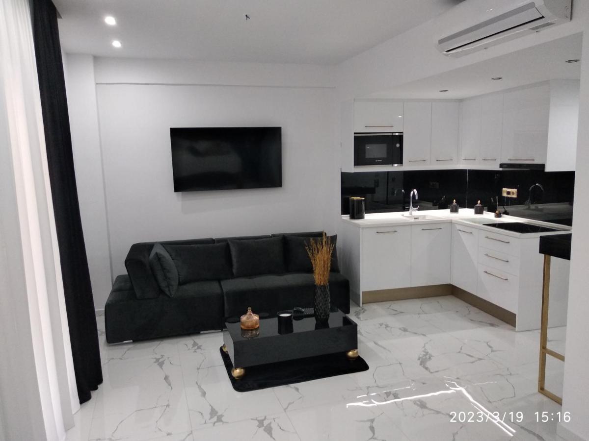 Despina'S Palace Apt Downtown Heraklion  Bagian luar foto